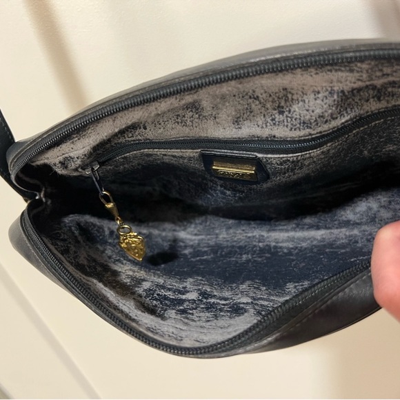 Vintage Gucci GG Navy Blue Canvas w/ leather Crossbody Bag - Picture 8 of 16